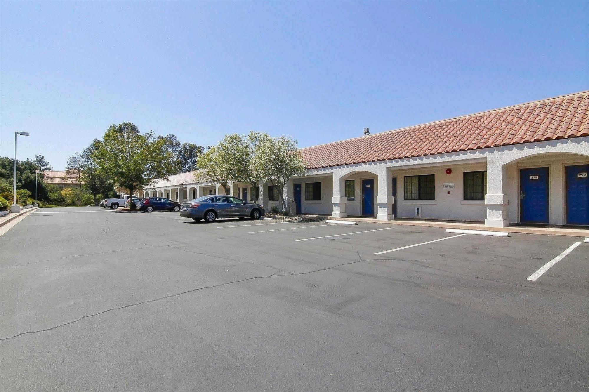 Motel 6-Thousand Oaks, Ca Newbury Park Extérieur photo